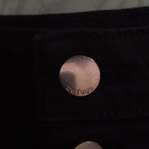 high wasted maroon denim  shorts - Picture 2 of 5